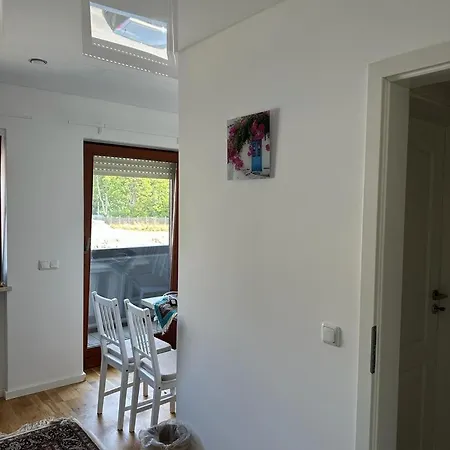 90m2 Ruhige Und Lichtdurchflutete 3 Duplexwohnung In Altperlach Apartman *