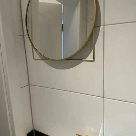 90m2 Ruhige Und Lichtdurchflutete 3 Duplexwohnung In Altperlach Apartman