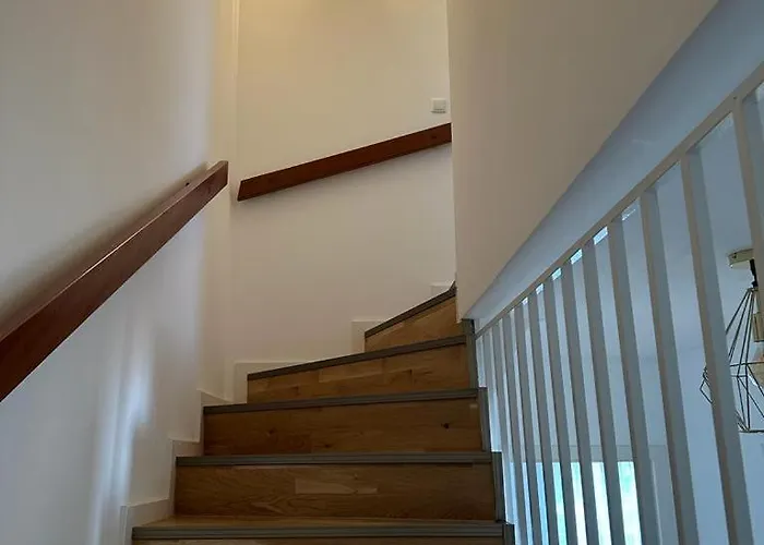 90m2 Ruhige Und Lichtdurchflutete 3 Duplexwohnung In Altperlach Apartment *