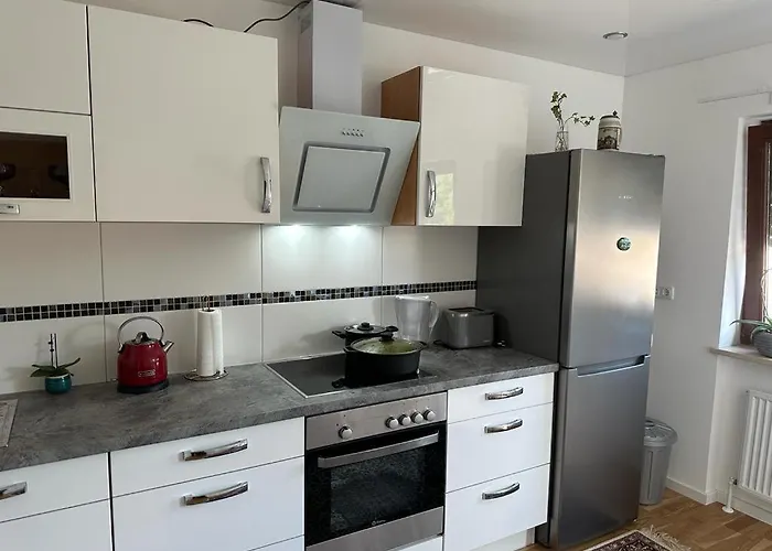 90m2 Ruhige Und Lichtdurchflutete 3 Duplexwohnung In Altperlach *