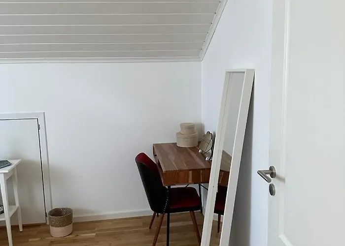 90m2 Ruhige Und Lichtdurchflutete 3 Duplexwohnung In Altperlach Διαμέρισμα Μόναχο