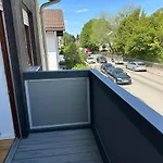 90m2 Ruhige Und Lichtdurchflutete 3 Duplexwohnung In Altperlach 아파트 *