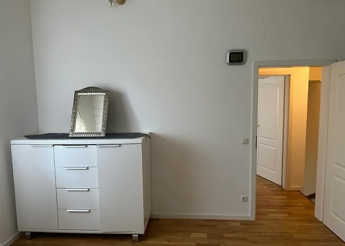 90m2 Ruhige Und Lichtdurchflutete 3 Duplexwohnung In Altperlach Daire Münih