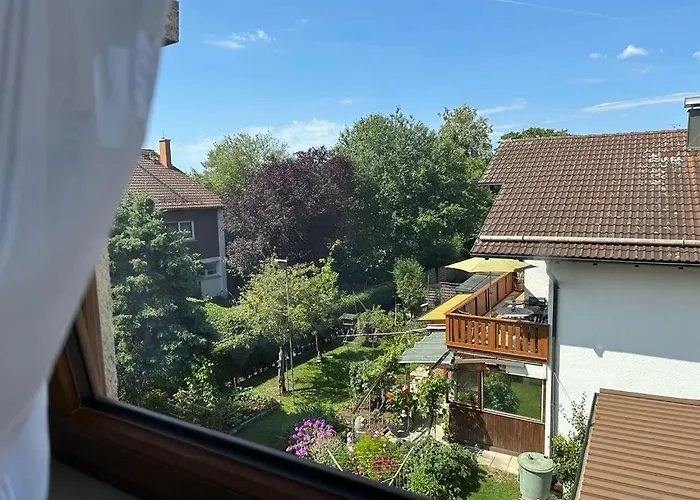 90m2 Ruhige Und Lichtdurchflutete 3 Duplexwohnung In Altperlach * Münih