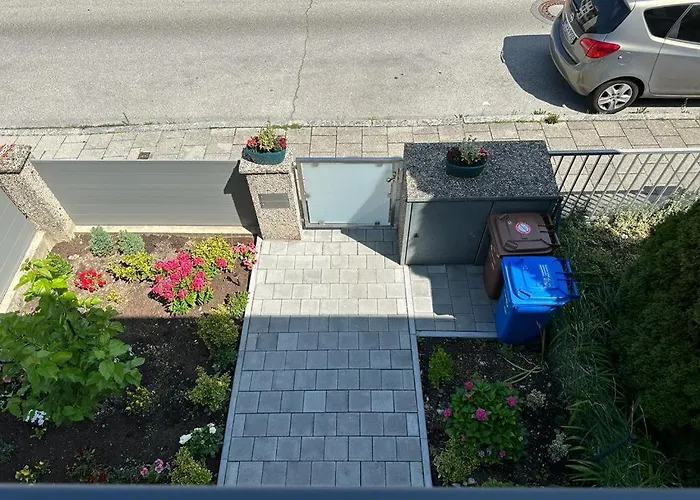 90m2 Ruhige Und Lichtdurchflutete 3 Duplexwohnung In Altperlach * Münih